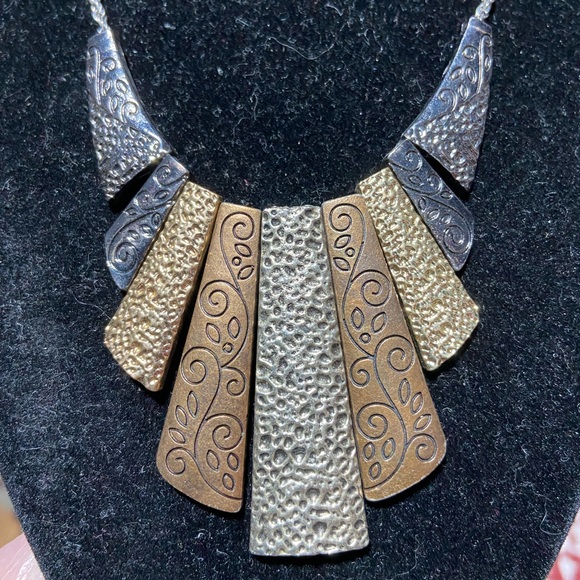 Silver Tone Rope Chain Necklace With Mixed Metal Color Pendants - Picture 3 of 5